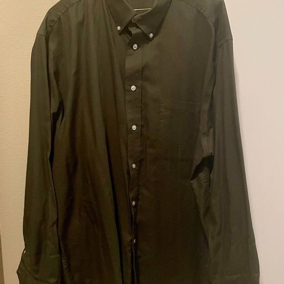 Men's Classic Roundtree & Yorke Travel Smart Dark Green Button Down Shirt XL - Picture 1 of 1